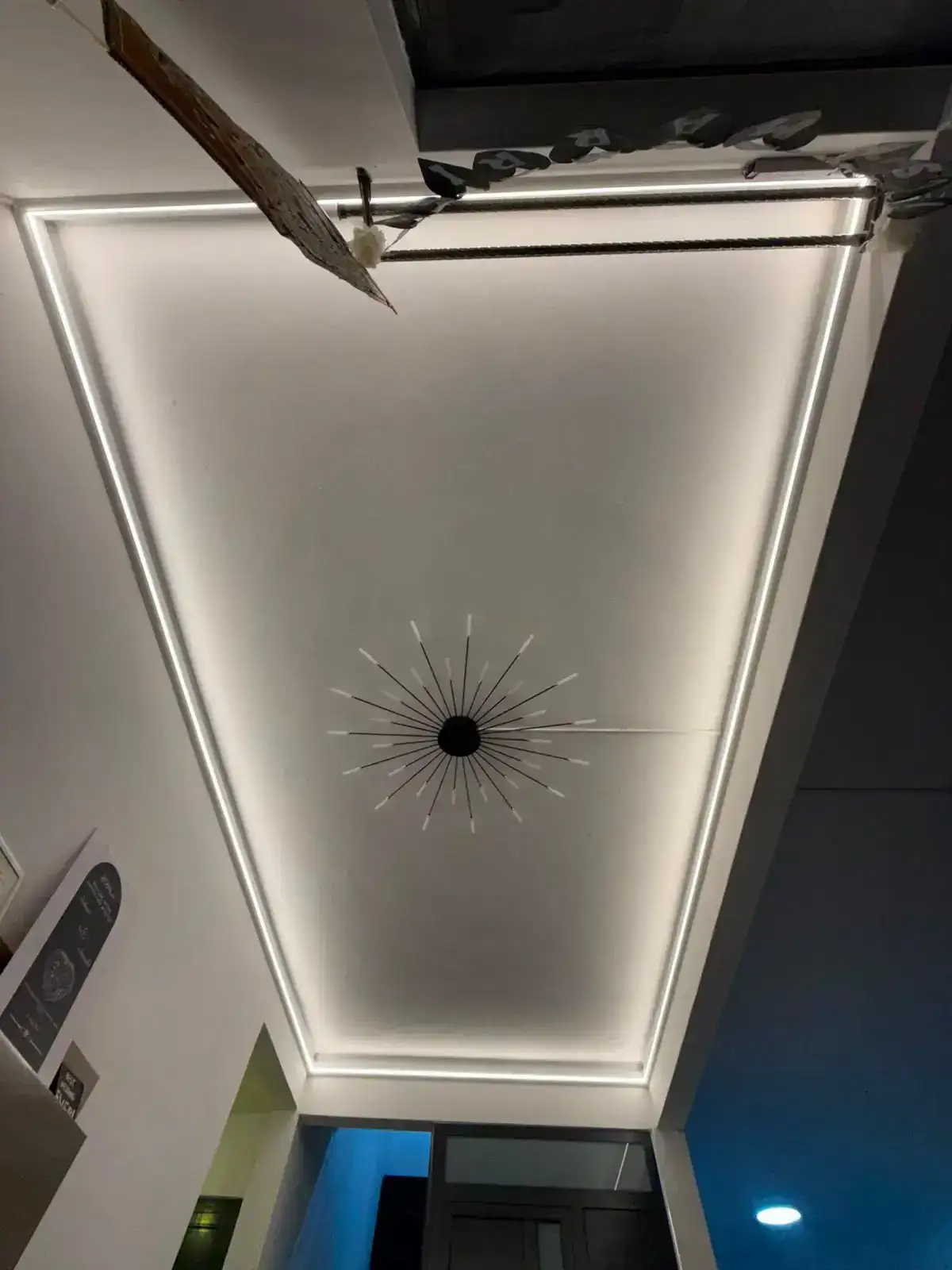 Long linear ceiling lighting installation